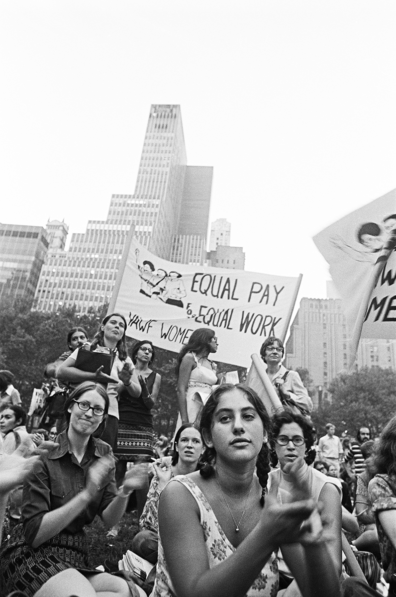 EQUAL-PAY-009-1200